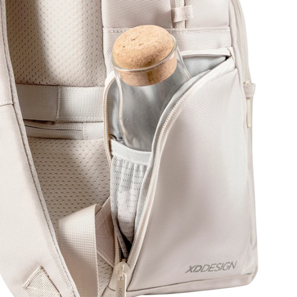 Рюкзак для ноутбука XD-Design Bobby Daypack anti-theft 15.6"/ Светлый/ Серый photo 5