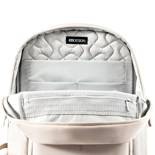 Рюкзак для ноутбука XD-Design Bobby Daypack anti-theft 15.6"/ Светлый/ Серый photo 11