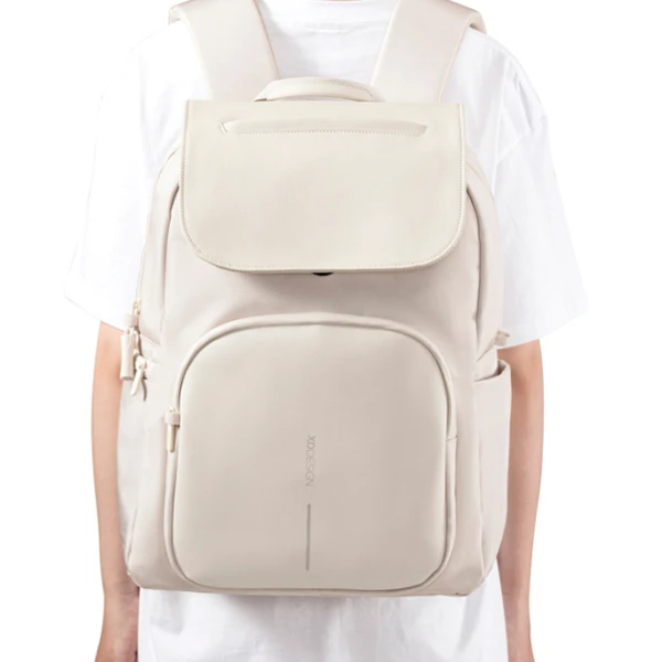 Рюкзак для ноутбука XD-Design Bobby Daypack anti-theft 15.6"/ Светлый/ Серый photo 15