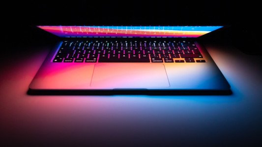 Новый MacBook Air теперь более мощный с чипом M3 от Apple!
